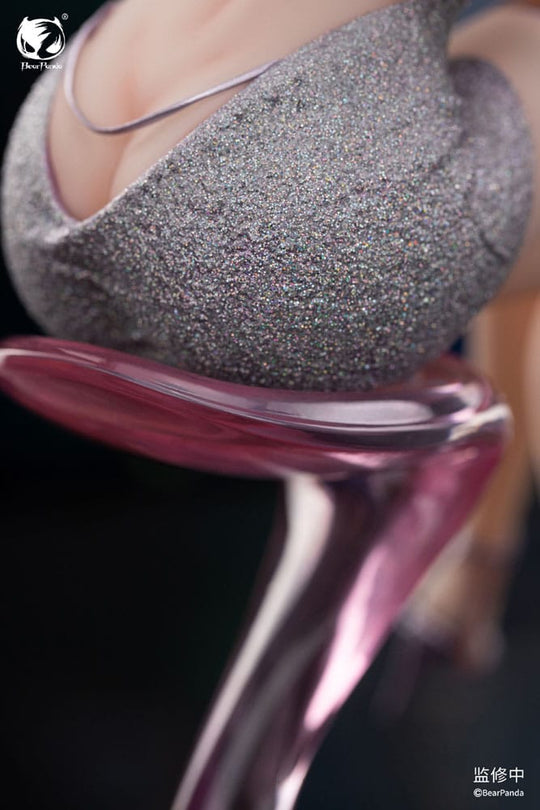 Figurine Serina PVC 1/6 BearPanda, pose dynamique et élégante