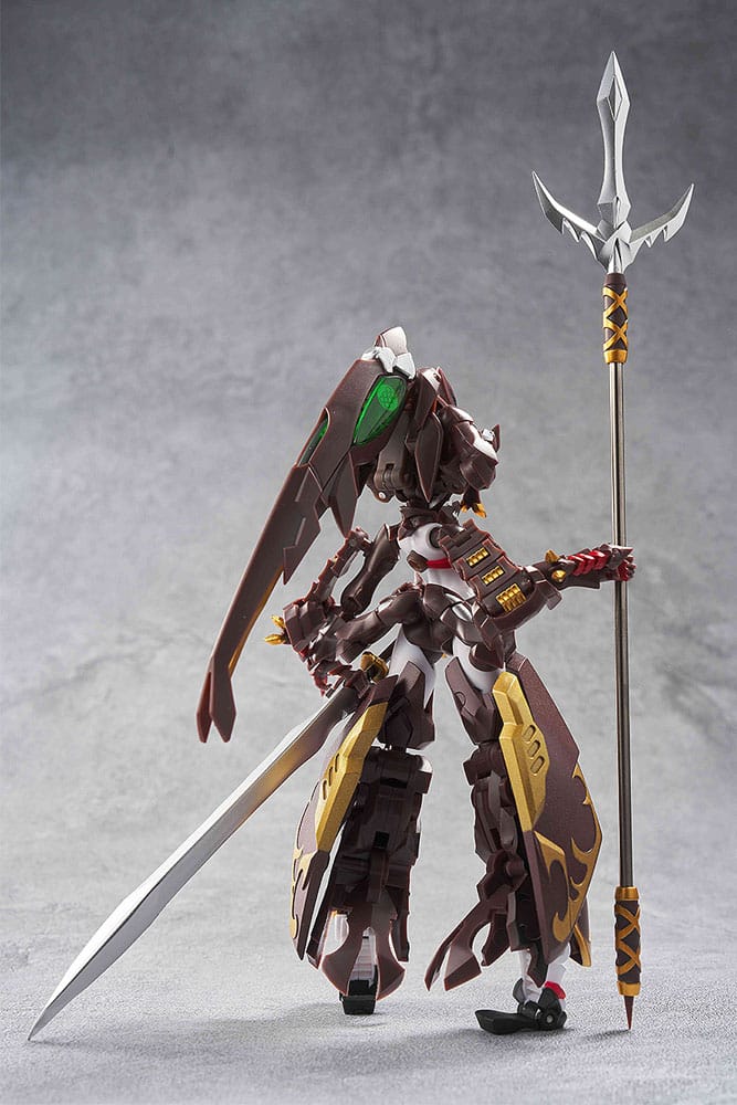 Figurine Toko de Bigfirebird Build, gros plan sur les mains et l'arme