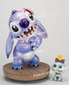 Statuette Stitch Master Craft Disney 34cm sur son socle décoré