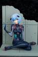 Statuette Rei Ayanami Evangelion 4.0, vue de trois quarts, pose dynamique