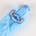 Gros plan sur un stylo à bille peluche Loli & Stitch rose