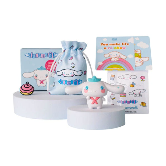 Mini figurine Cinnamoroll Comansi 6 cm avec accessoires exclusifs Hello Kitty et Friends