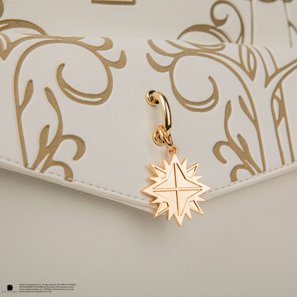 Vue latérale du sac à dos Le Seigneur des Anneaux, montrant sa profondeur