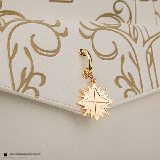 Vue latérale du sac à dos Le Seigneur des Anneaux, montrant sa profondeur