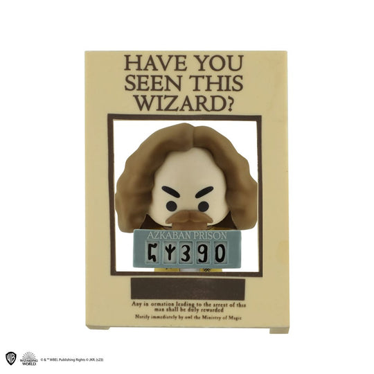 Enfants ou collectionneurs interagissant avec les figurines Gomee interchangeables