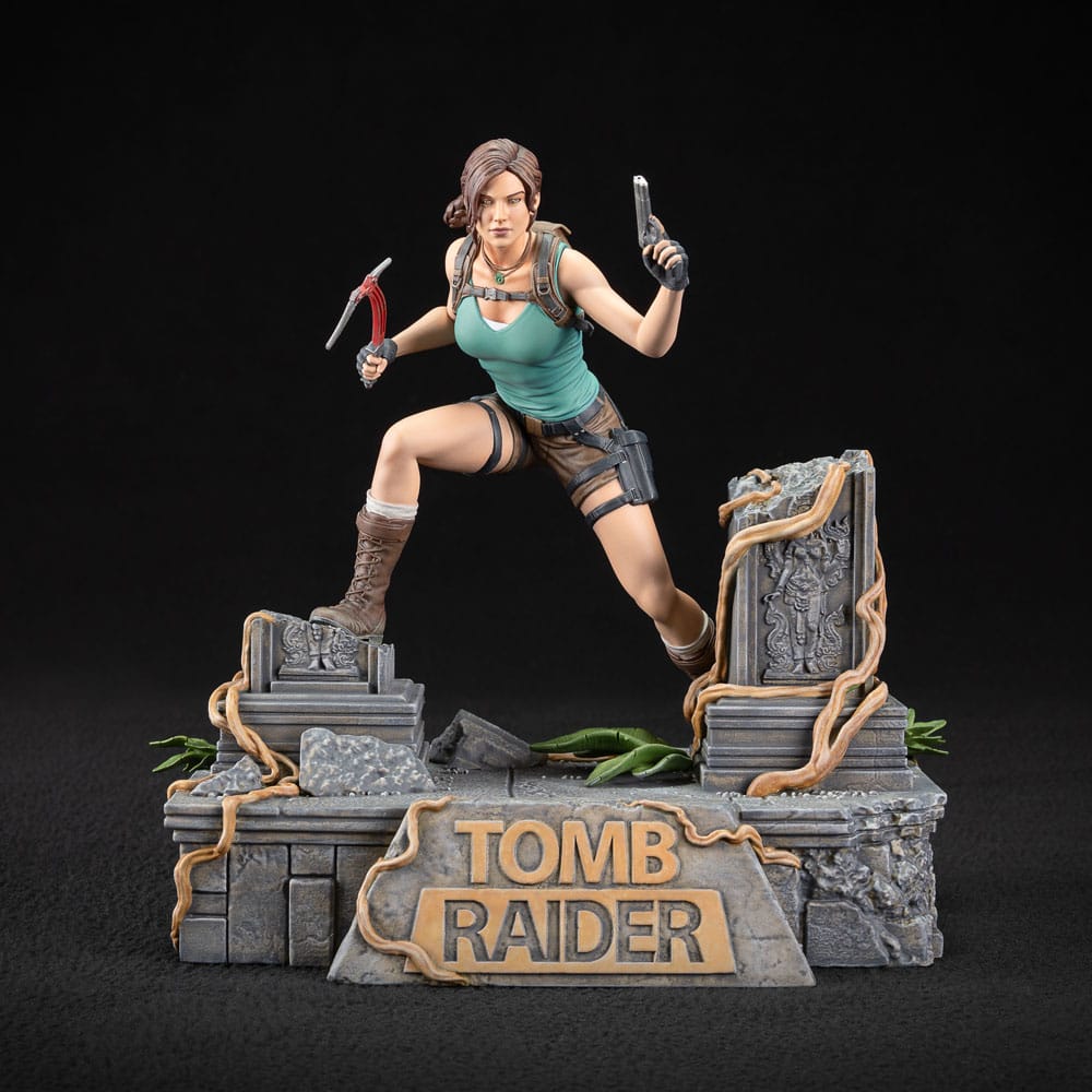 Statuette Lara Croft Tomb Raider PVC 24 cm Dark Horse - Scène d'action