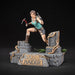 Statuette Lara Croft Tomb Raider PVC 24 cm Dark Horse - Présentation sur étagère