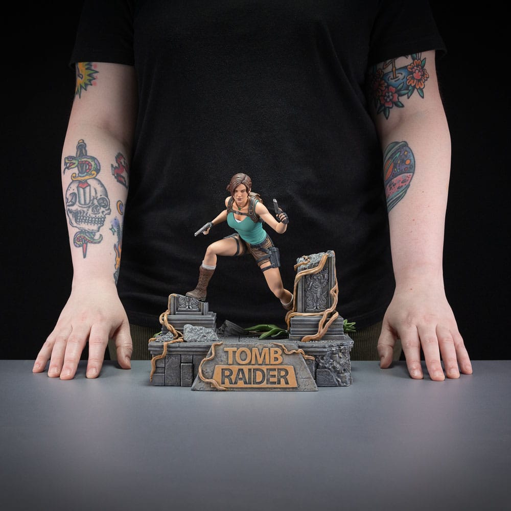 Statuette Lara Croft Tomb Raider PVC 24 cm Dark Horse - Emballage ouvert