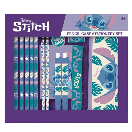 Set de papeterie Lilo & Stitch 14 pièces CyP Brands avec cahier, trousse, crayons, stylos, règle, taille-crayon et gomme sur fond blanc