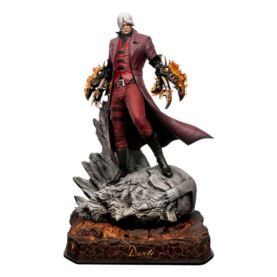 Détail du visage de Dante sur la statuette Devil May Cry