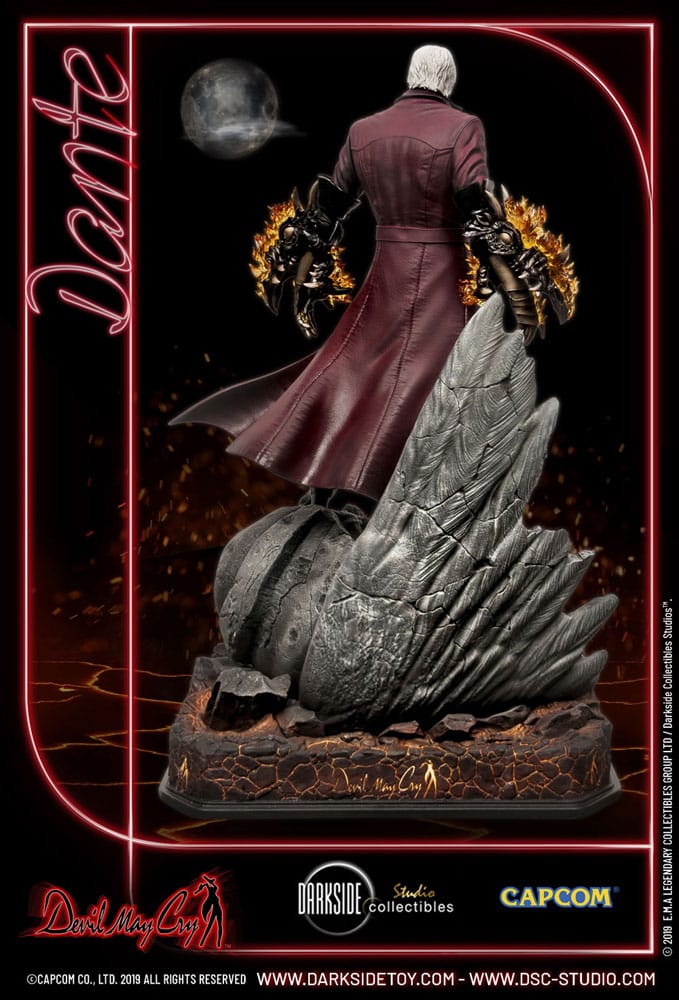 Zoom sur les accessoires de la statuette Dante