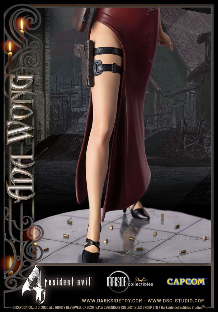 Statuette Ada Wong avec option de bras interchangeable, montrant le grappin