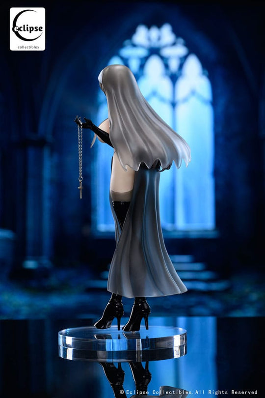 Détail des mains de la figurine Grace