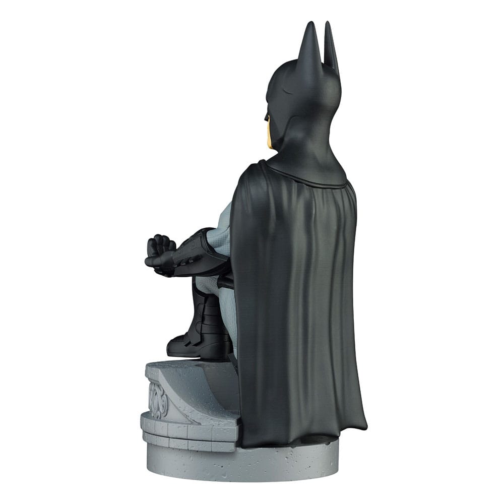 Cable Guys Batman 20cm de profil, montrant le support pour smartphone