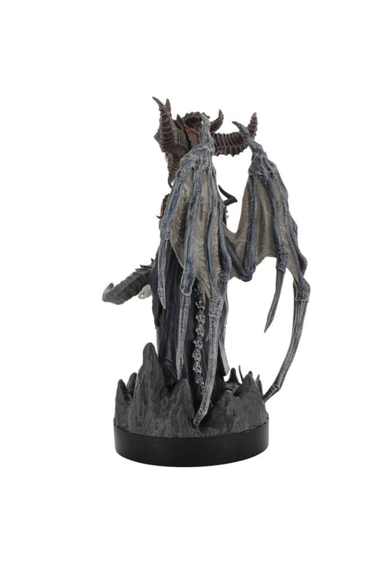 Figurine Lilith Diablo Cable Guys tenant une manette de jeu sans fil
