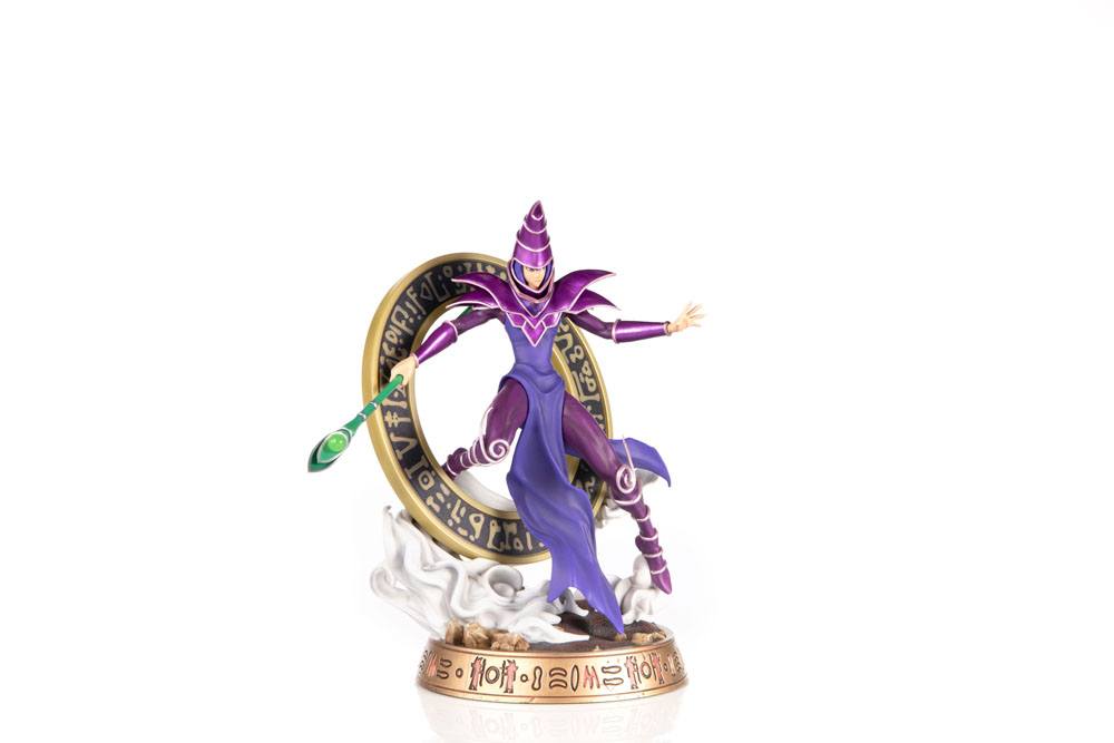 Produit officiel Yu-Gi-Oh! Dark Magician Purple First 4 Figures