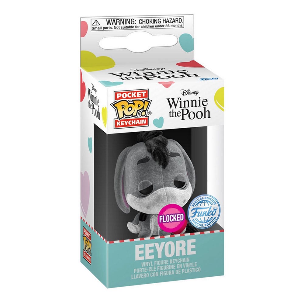 Gros plan sur un porte-clés Funko Pocket POP! Eeyore avec cœur et son emballage boîte-fenêtre