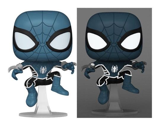 Figurine Funko POP! Spider-Man Asgardian Armor GITD 9 cm dans sa boîte-fenêtre, vue de face, avec effet phosphorescent.