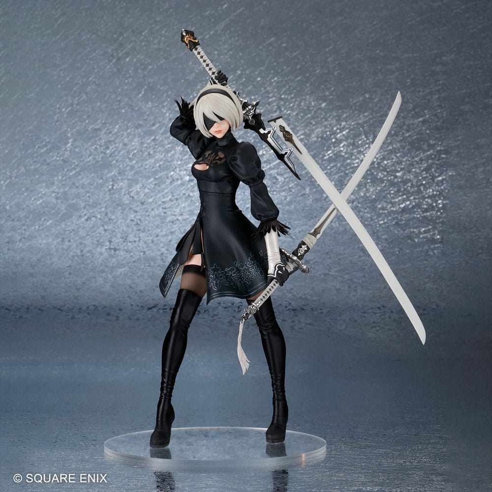 NieR:Automata 2B statuette, détails de l'arme et des gants, finition réaliste
