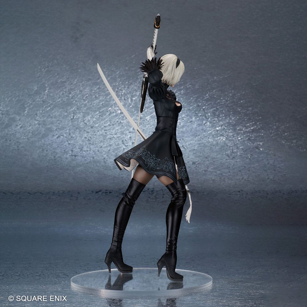 Statuette PVC 2B Flare, vue du dessus, perspective unique sur la figurine