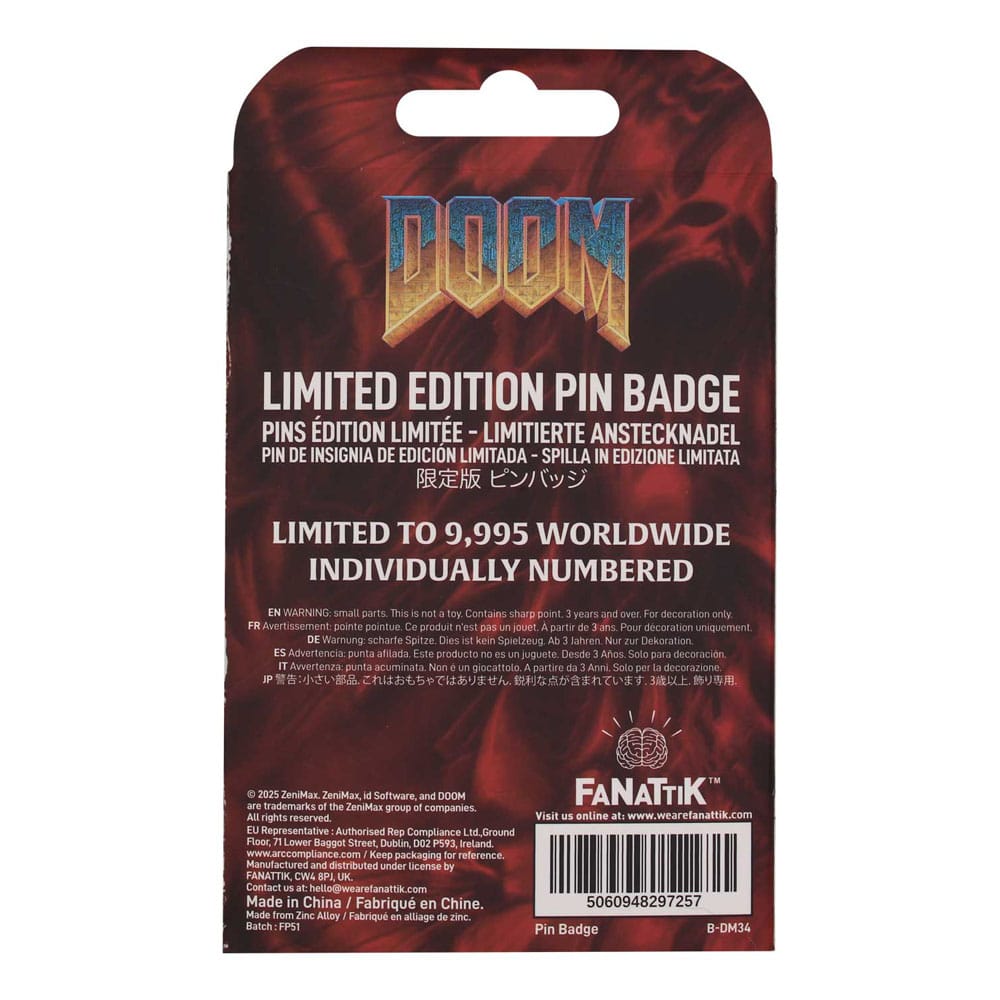 Packaging officiel du pin's Doom Floppy Disk FaNaTtik, avec logo et licence.