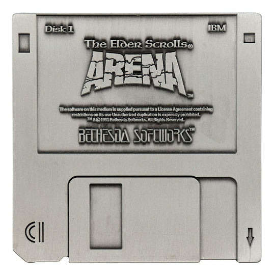 Réplique métal The Elder Scrolls Arena Floppy Disk FaNaTtik vue de face