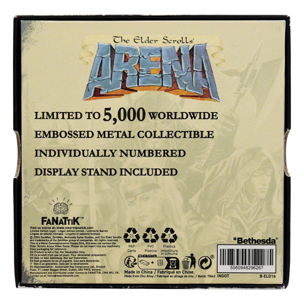 Réplique The Elder Scrolls Floppy Disk en main pour échelle (8x8 cm)