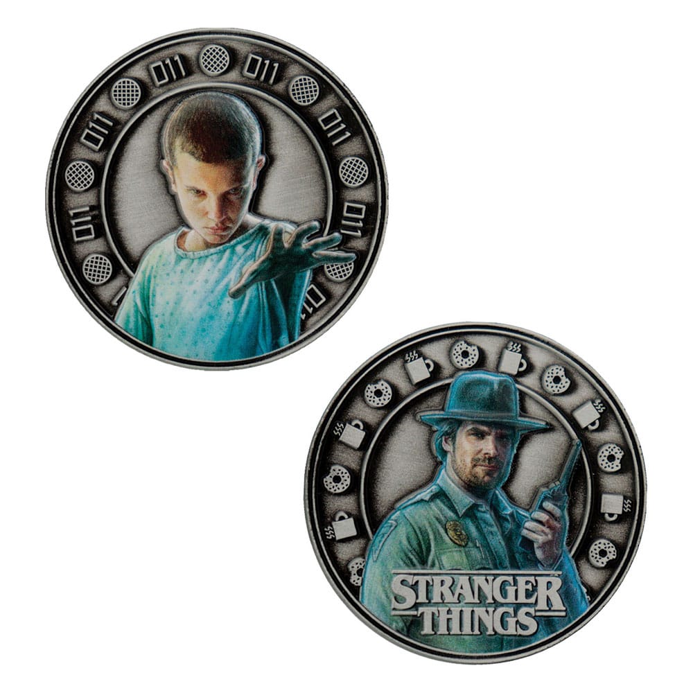 Pièce de collection Stranger Things Eleven & Hopper 4cm FaNaTtik en emballage blister
