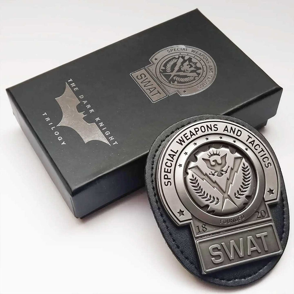Édition limitée FaNaTtik : le badge SWAT de Gotham City