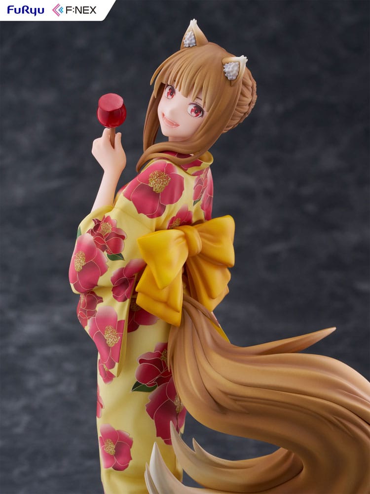 Figurine Holo Spice & Wolf, vue de trois quarts