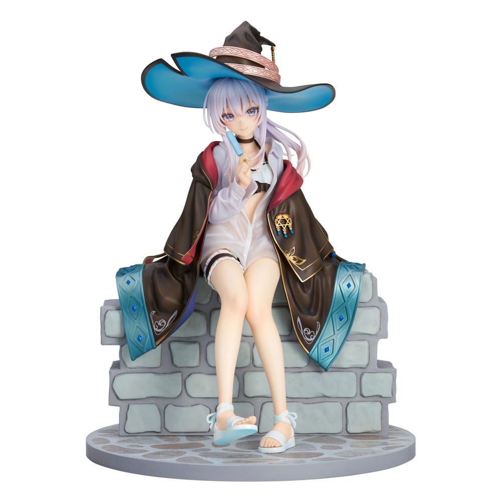 Statuette Elaina Summer Vacation F:NEX 1/7 de face, souriante, robe blanche et chapeau.