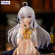 Statuette Elaina Furyu, en situation sur un bol de nouilles
