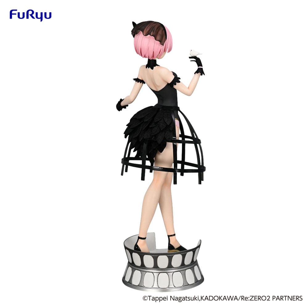 Vue latérale de la statuette Ram Furyu Cage Dress