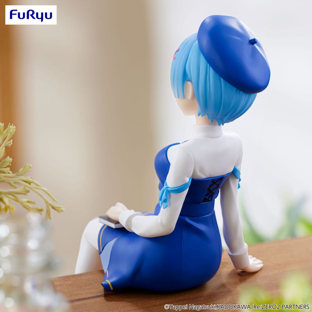 Statuette Rem Re:Zero en PVC sur socle - Vue de dos