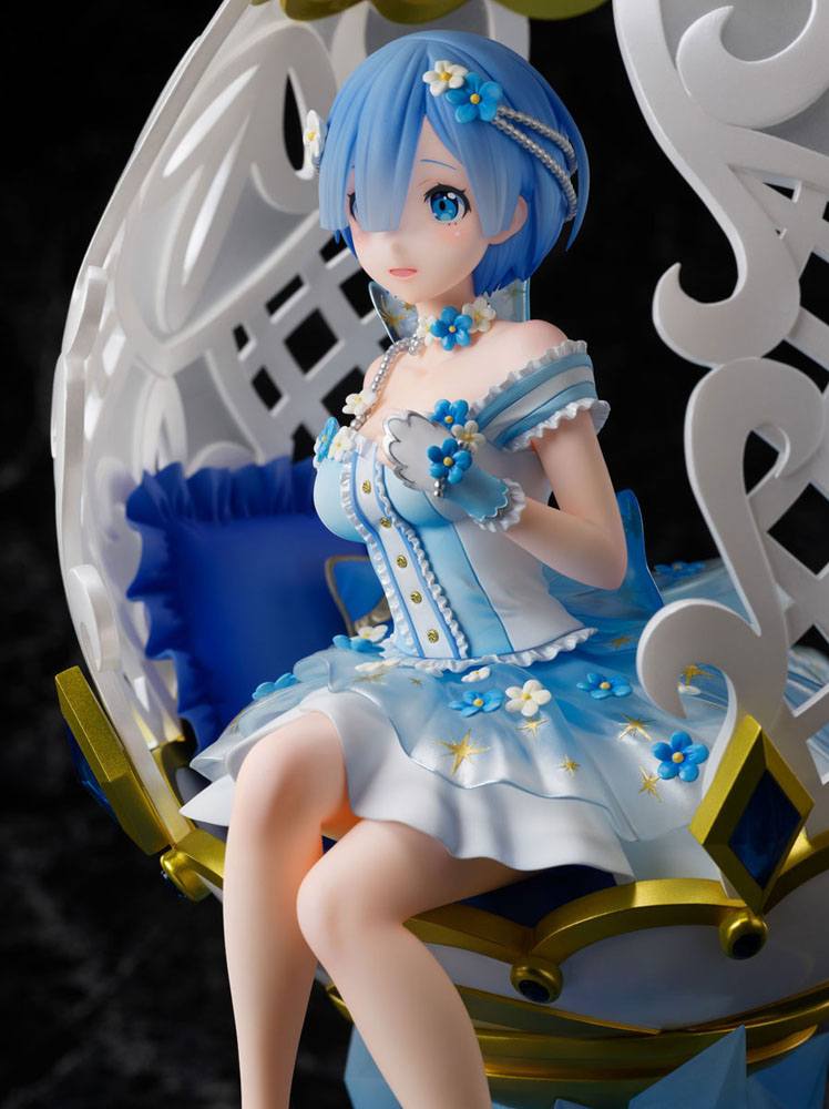 Packaging boîte-fenêtre de la statuette Rem Furyu