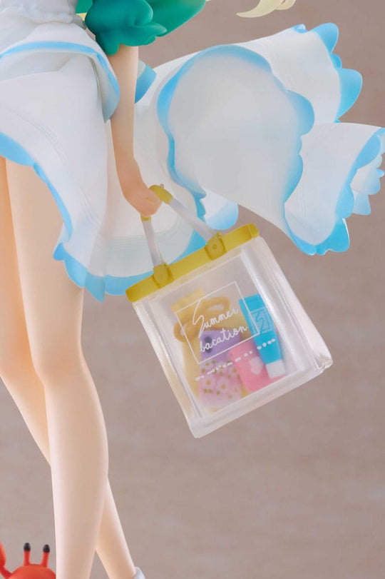 Statuette Reina Golden Head, vue rapprochée des pieds