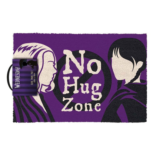 Paillasson Wednesday "No Hug Zone" 40x60 cm en fibre de coco et PVC, licence officielle Pyramid International.
