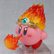 Figurine Kirby Nendoroid de profil, montrant l'articulation et la qualité des matériaux