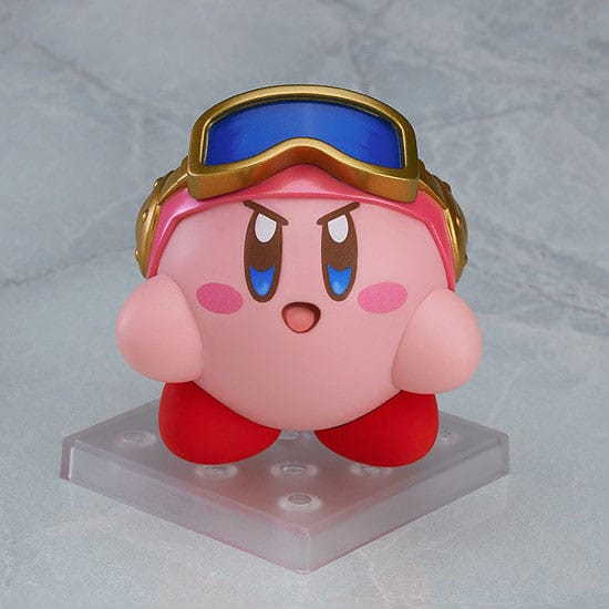 Scène d'action avec l'armure Robobot et Nendoroid Kirby