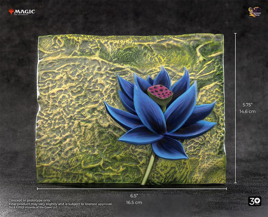 Vue rapprochée du relief de la sculpture Black Lotus MTG