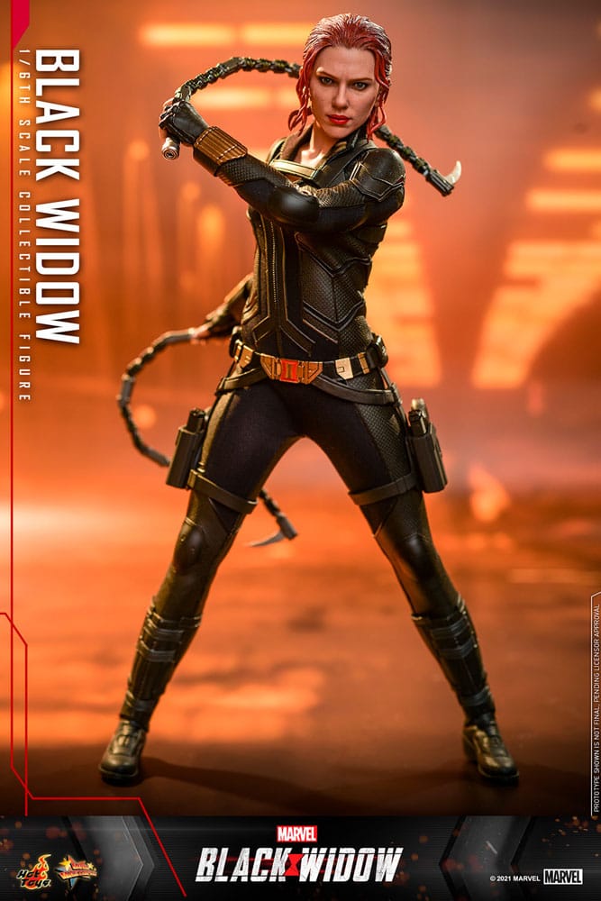 Gros plan sur les détails de la tenue et des accessoires de Black Widow 1/6
