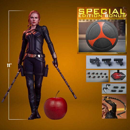Figurine Black Widow Hot Toys dans sa boîte de collection ouverte