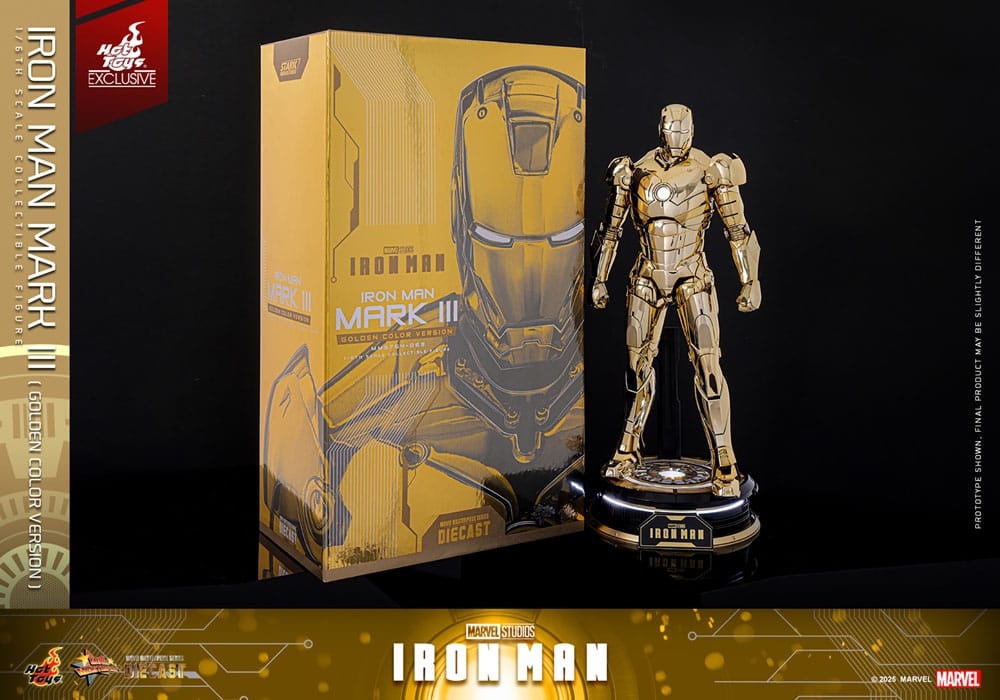Figurine Iron Man Mark III Gold 1/6 à côté d'autres éléments de décor Marvel