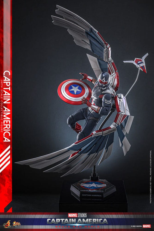 Figurine Captain America Hot Toys posée sur son socle
