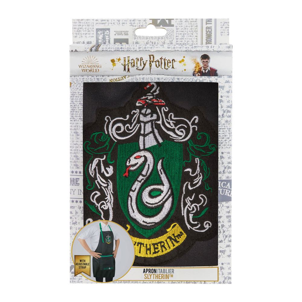 Détail du blason Serpentard sur le tablier Harry Potter