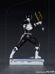 Vue latérale de la figurine Power Rangers Black Ranger