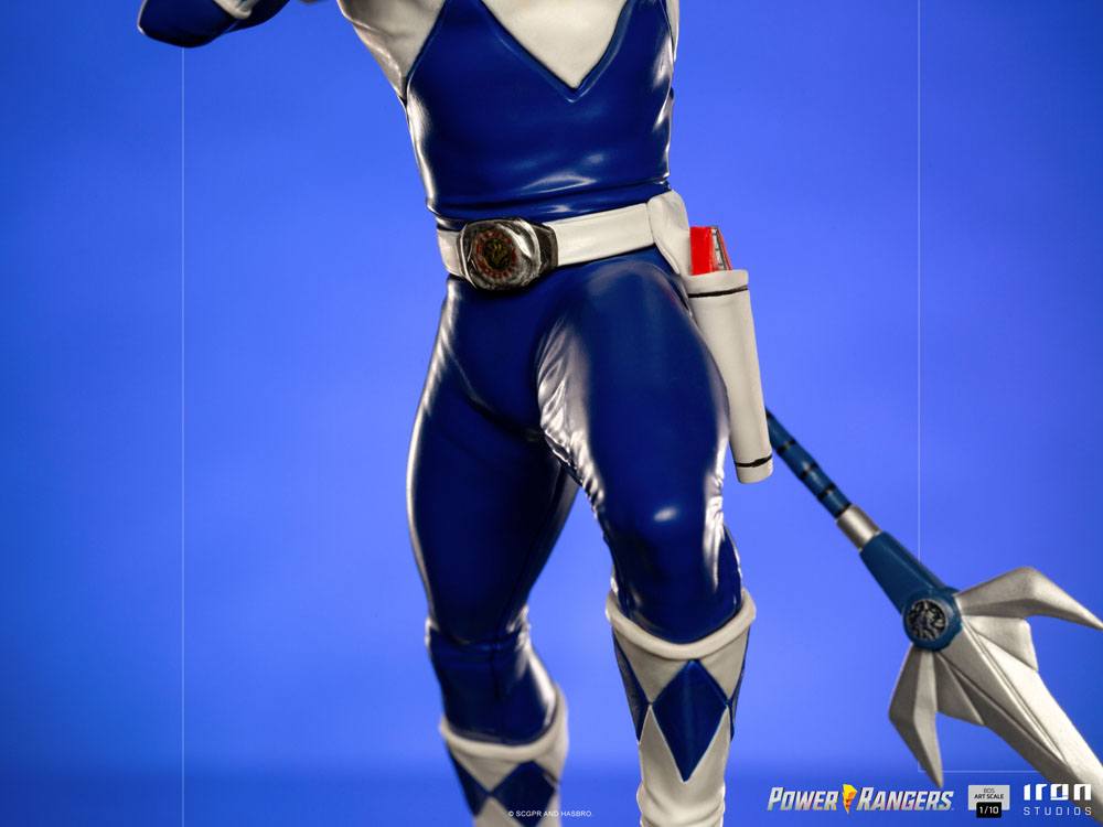 Figurine Blue Ranger en résine, montrant la qualité de finition