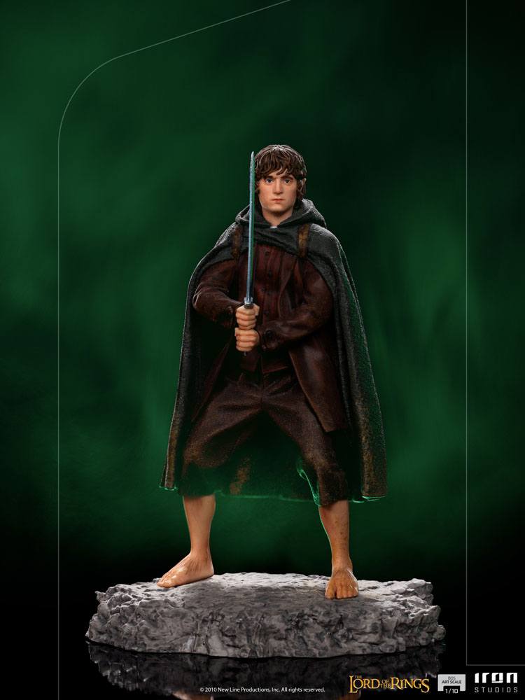 Statuette Frodo Iron Studios dans son emballage officiel