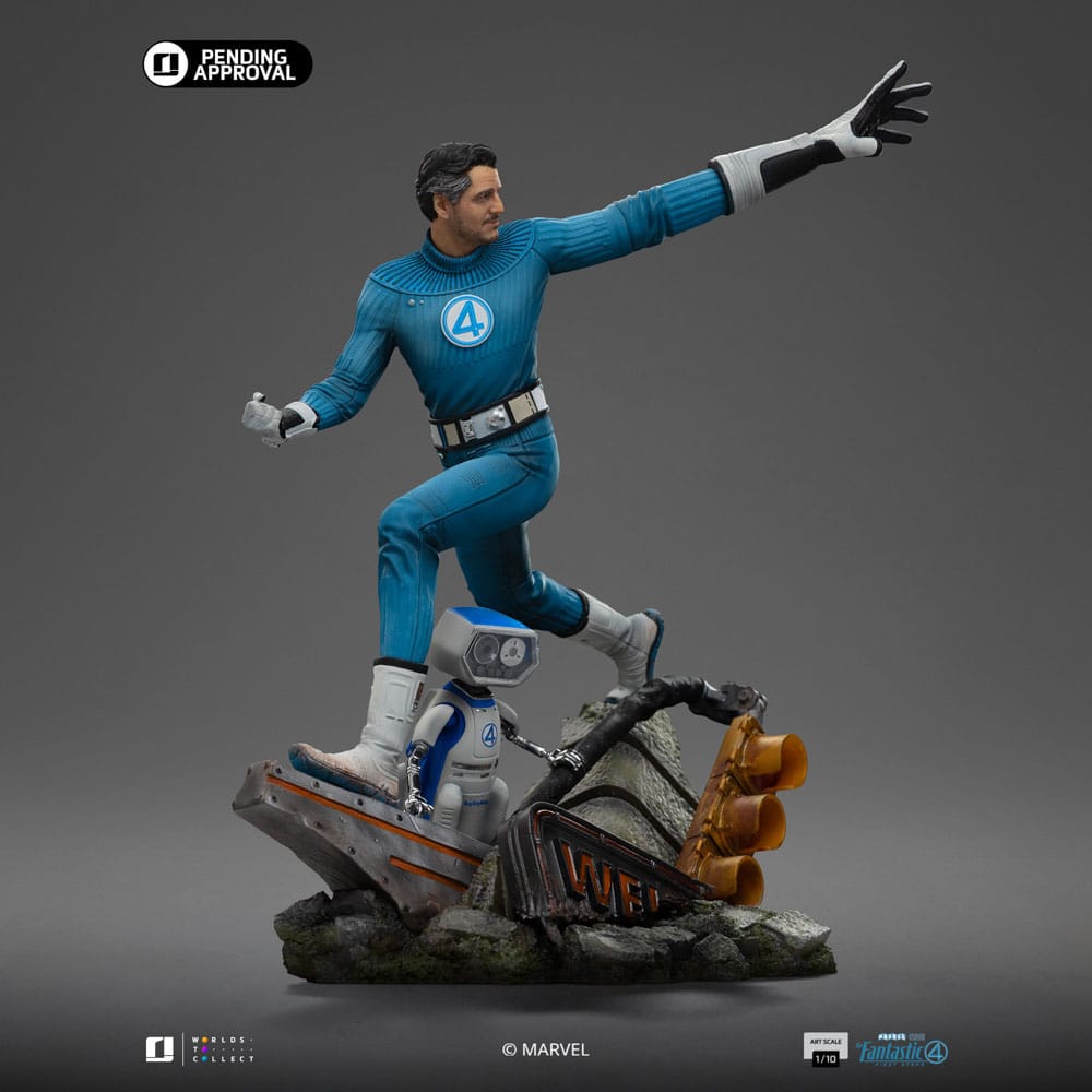 Vue d'ensemble de la statuette Mr. Fantastic et H.E.R.B.I.E sur fond neutre