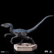 Statuette Blue Velociraptor Iron Studios, vue de dos avec détails